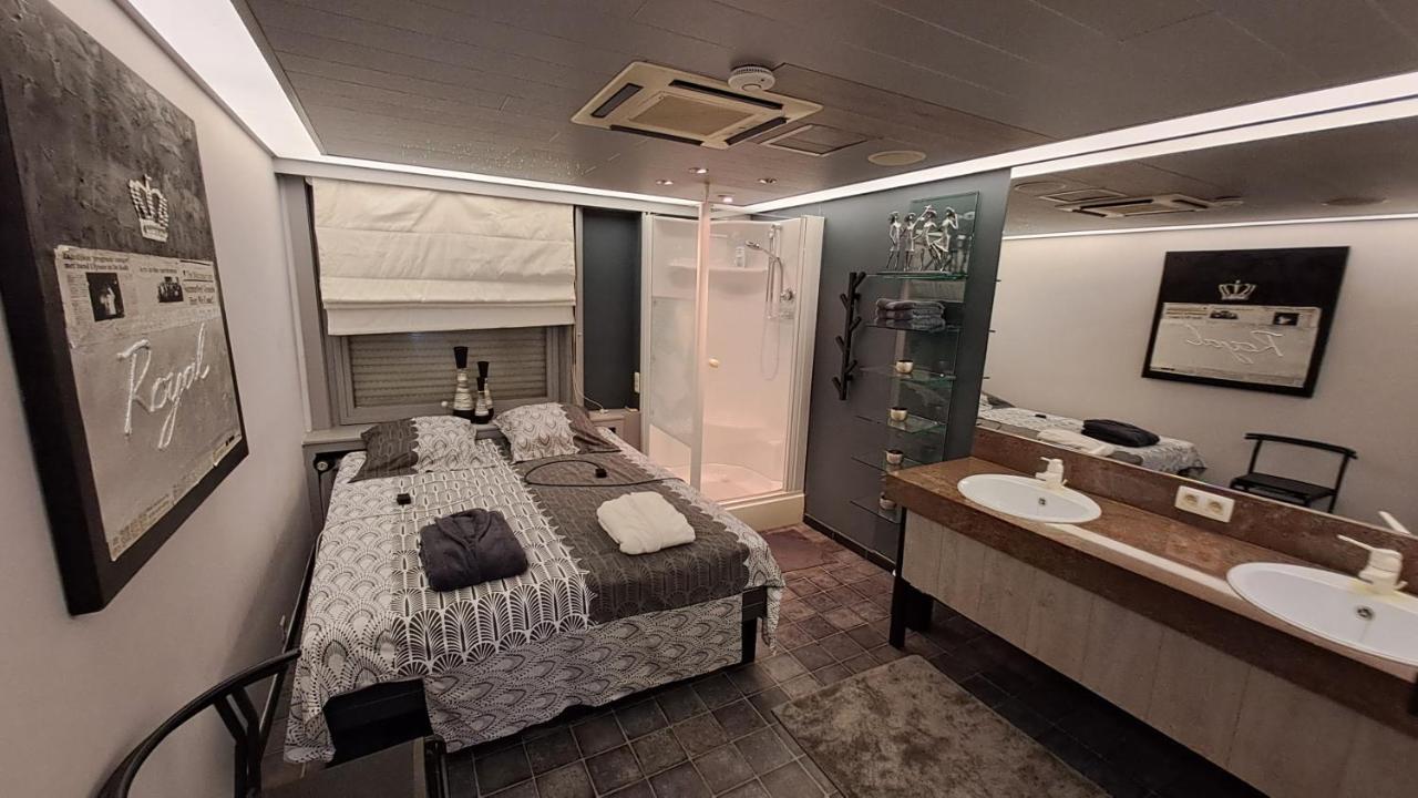 Beautyd Grey Room Centrum Gullegem Wevelgem Exterior foto