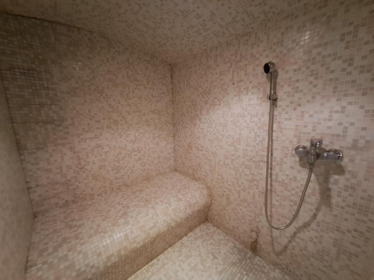 Beautyd Grey Room Centrum Gullegem Wevelgem Exterior foto